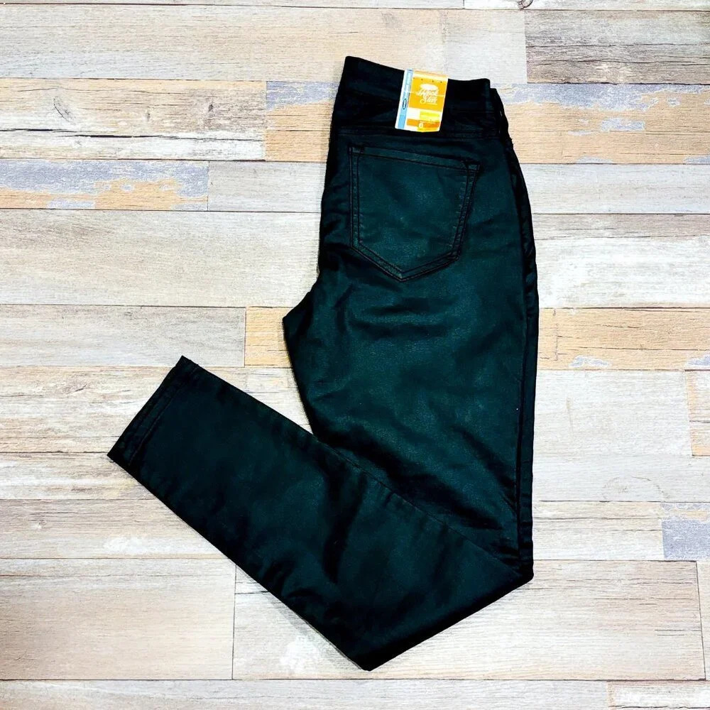 OLD NAVY Black coated Super Skinny‎ Rock Star jeans | Sleek mid-rise denim | 6 *